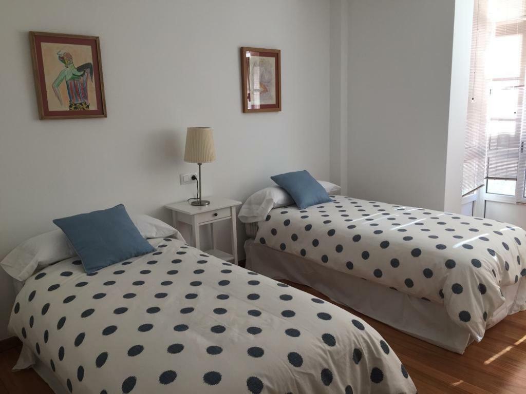 דירות Luminoso Apartamento En El Centro De קמבדוס מראה חיצוני תמונה